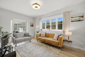 Sitting room- click for photo gallery